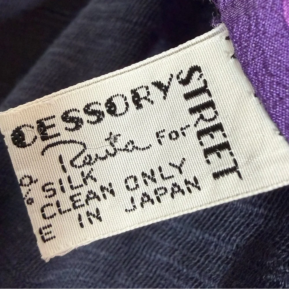 Oscar de la Renta Silk Scarf Purple Paisley Floral Made In Japan Vintage Luxury